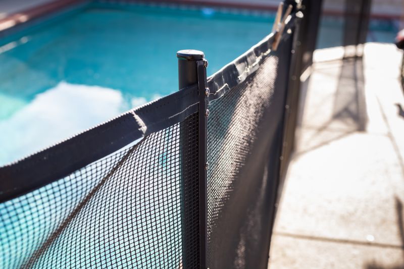 Easy-to-Install Mesh Fence